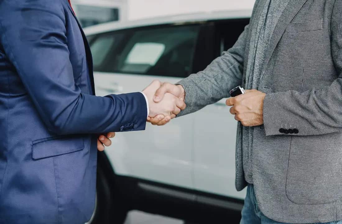 Agent IA commercial et SDR pour qualifier vos prospects et assurer leur suivi