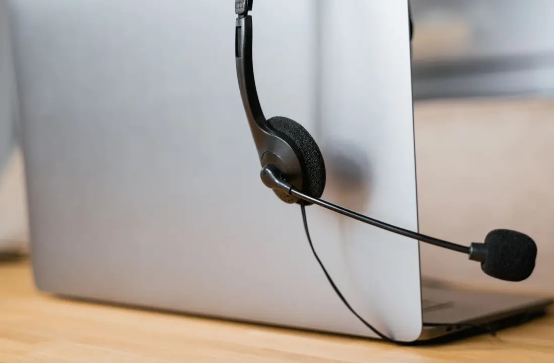 Agent IA de support client pour gérer FAQ et tickets